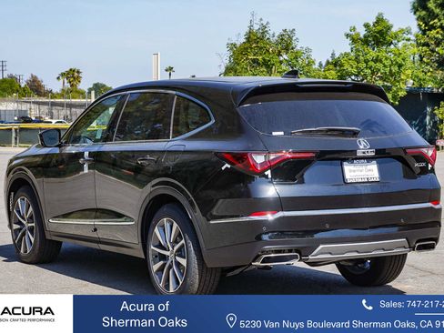 Used 2025 Acura MDX FWD w/ Technology Package image 7