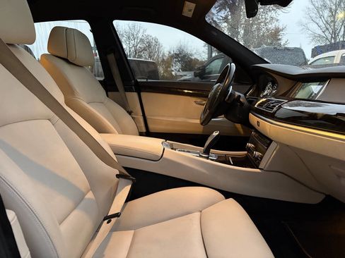Used 2012 BMW 535i Gran Turismo image 11