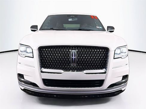 Used 2022 Lincoln Navigator L Reserve AWD/4WD image 6