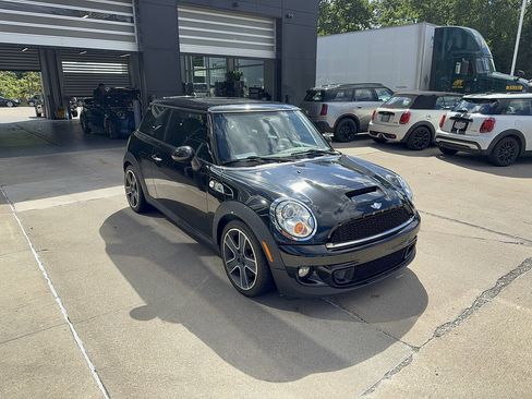 Used 2012 MINI Cooper S FWD image 2