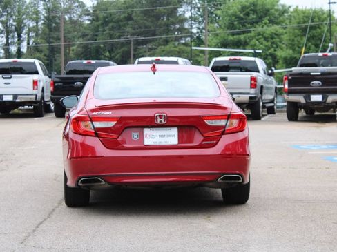 Used 2018 Honda Accord Sport image 7