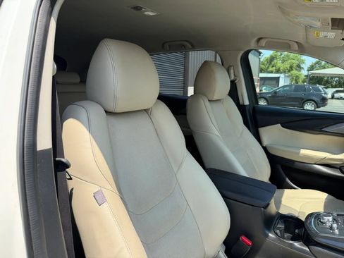 Used 2016 MAZDA CX-9 Touring FWD image 29
