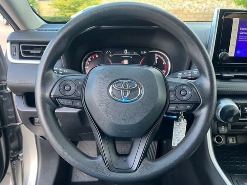 Used 2024 Toyota RAV4 LE image 18