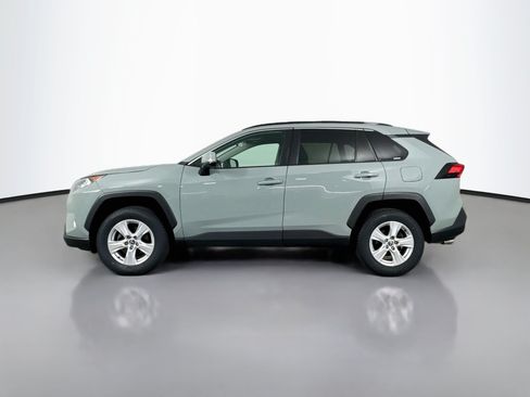 Certified 2021 Toyota RAV4 XLE w/ Convenience Package AWD/4WD image 4