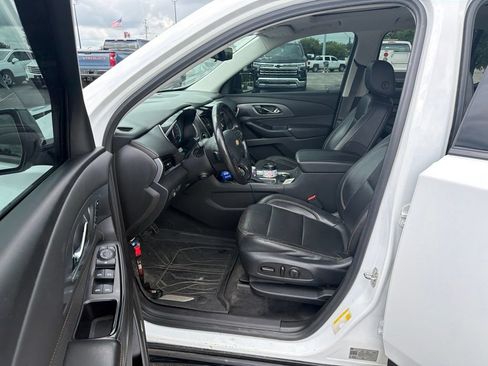 Used 2020 Chevrolet Traverse Premier w/ Redline Edition AWD/4WD image 6