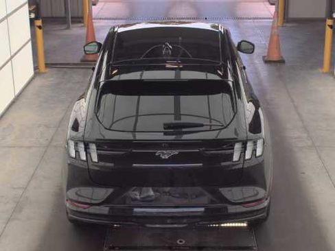 Used 2025 Ford Mustang Mach-E Premium w/ Sport Appearance Package AWD/4WD image 6