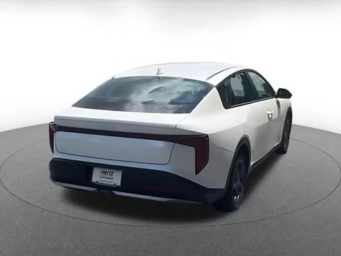 Used 2026 Kia K4 FWD image 4