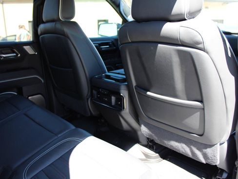 Used 2024 GMC Sierra 1500 AT4X AWD/4WD image 90