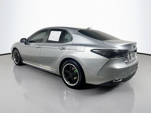 Used 2021 Toyota Camry LE w/ Convenience Package FWD image 8