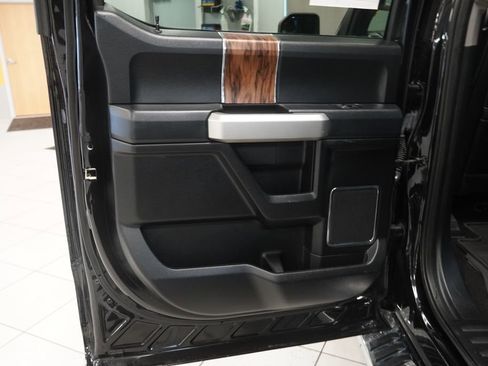 Used 2019 Ford F150 Lariat image 26