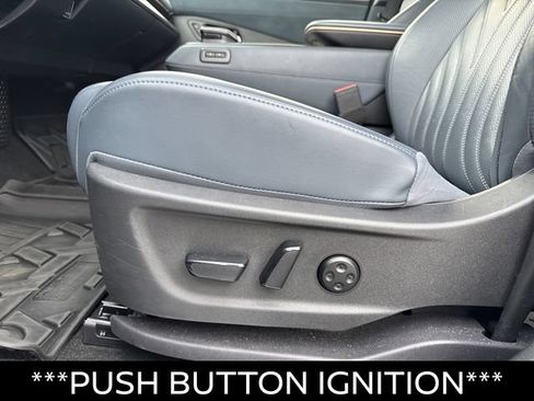 Certified 2023 Nissan Ariya AWD/4WD image 12