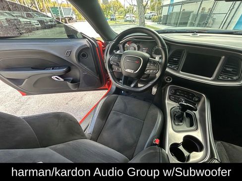 Used 2022 Dodge Challenger R/T Scat Pack image 9