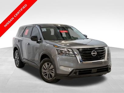 Certified 2025 Nissan Pathfinder S