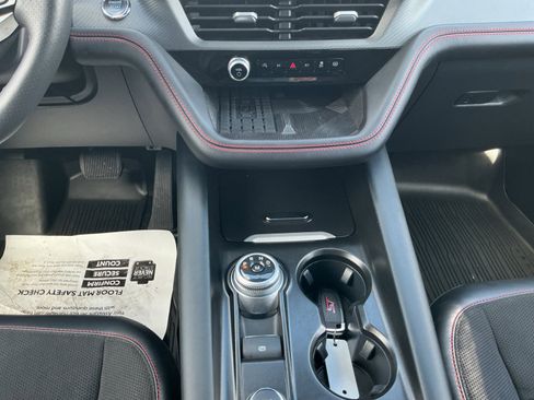 Certified 2025 Ford Explorer ST image 11