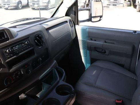 Used 2024 Ford E-350 and Econoline 350 Super Duty w/ Power Windows & Locks Group RWD image 13