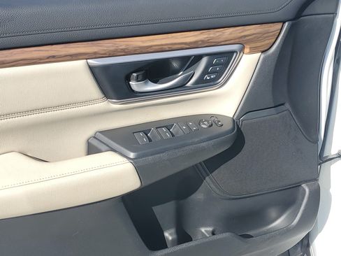 Used 2021 Honda CR-V Touring image 23