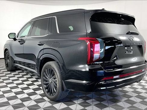 Used 2025 Hyundai Palisade Calligraphy AWD/4WD image 2