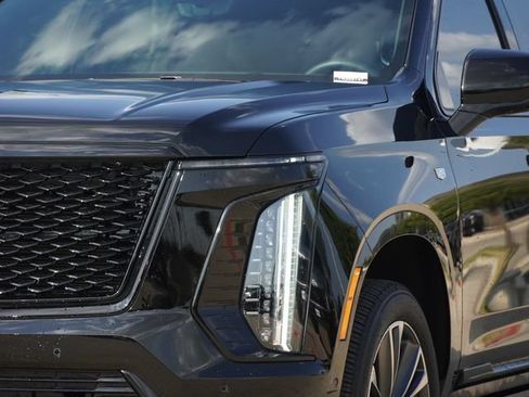 Used 2026 Cadillac Escalade Sport RWD image 4