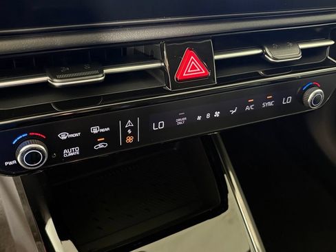 New 2026 Kia Niro EX FWD image 27