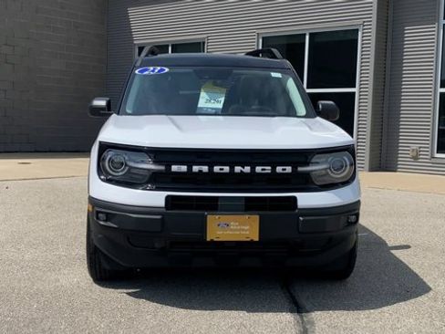 Certified 2023 Ford Bronco Sport Outer Banks w/ Tech Package AWD/4WD image 4