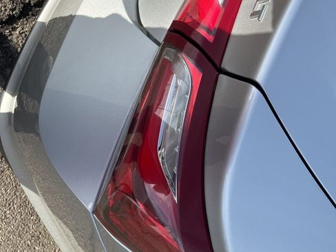 Used 2022 Chevrolet Malibu LT image 46