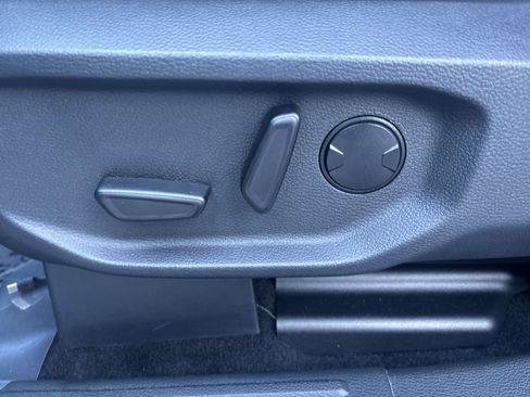 Used 2025 Ford Ranger Lariat w/ Trailer Tow Package image 13