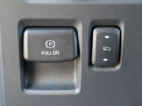 Used 2023 Ford F150 Platinum w/ Equipment Group 701A High image 29