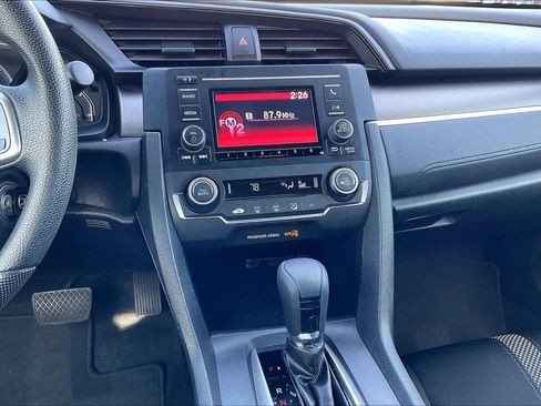 Used 2019 Honda Civic LX image 7