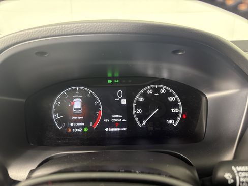 Certified 2025 Honda HR-V Sport image 23