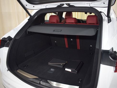 Certified 2023 Maserati Grecale Modena image 43