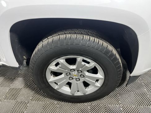 Used 2022 Chevrolet Colorado LT w/ Fleet Safety Package image 10