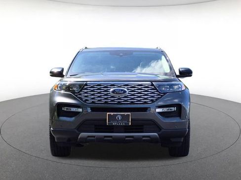 Used 2020 Ford Explorer Platinum w/ Premium Technology Package AWD/4WD image 2