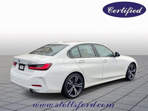 Used 2023 BMW 330i 330i w/ Premium Package image 6