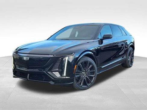 New 2026 Cadillac Lyriq V AWD/4WD image 1
