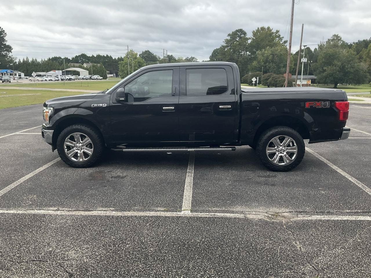 Used 2020 Ford F150 XLT w/ Equipment Group 302A Luxury AWD/4WD image 12
