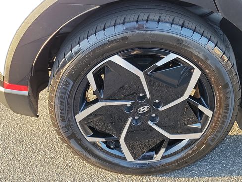 Certified 2024 Hyundai Ioniq 5 SEL RWD image 24