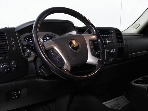 Used 2013 Chevrolet Silverado 2500 LT w/ Interior Plus Package image 4