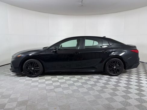 Used 2026 Toyota Camry SE FWD image 2