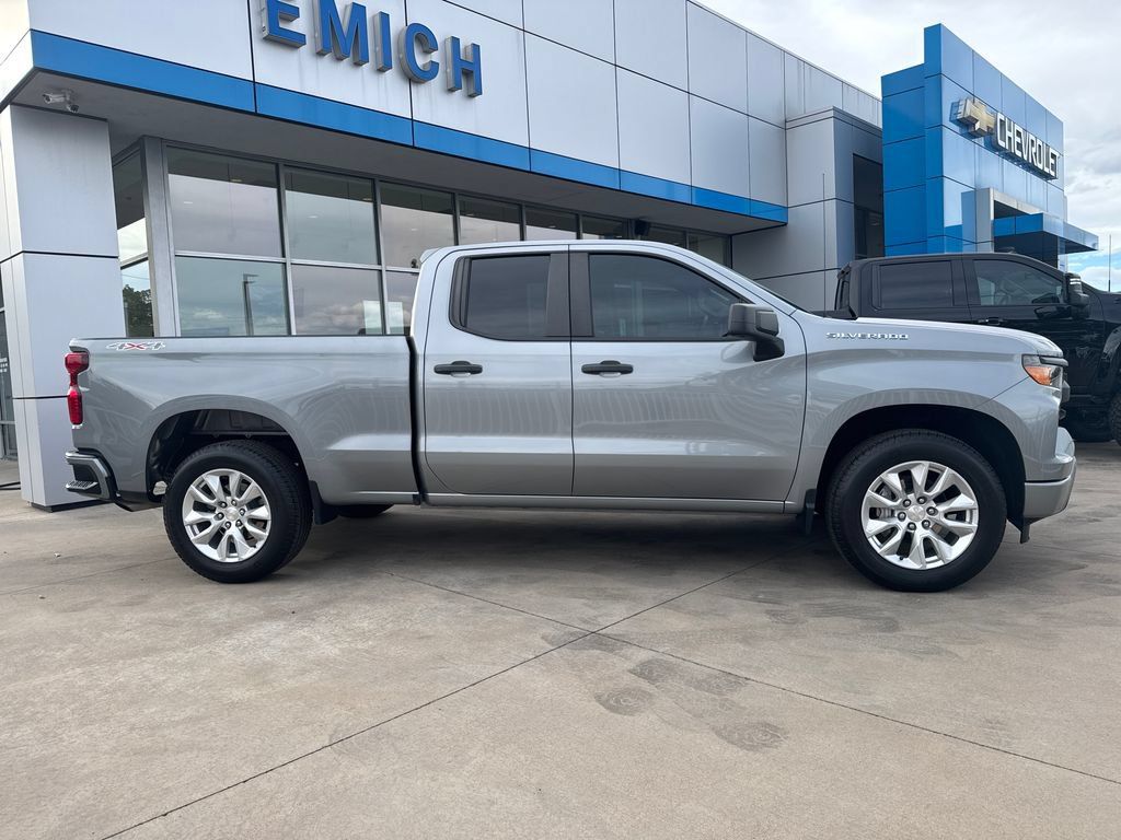 Used 2024 Chevrolet Silverado 1500 Custom AWD/4WD image 6