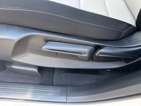 Used 2024 Honda CR-V LX image 22