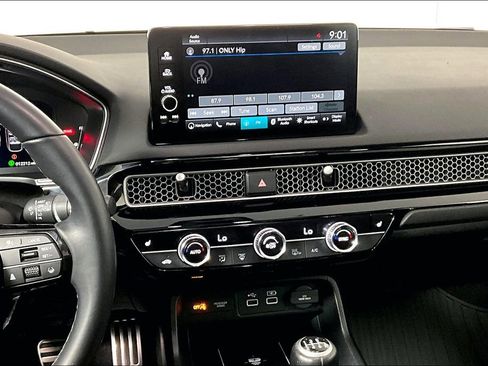 Used 2024 Honda Civic Sport Touring image 6