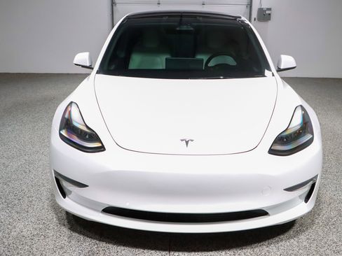 Used 2022 Tesla Model 3 Long Range AWD/4WD image 4