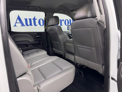 Used 2018 Chevrolet Silverado 1500 W/T w/ Trailering Package AWD/4WD image 15