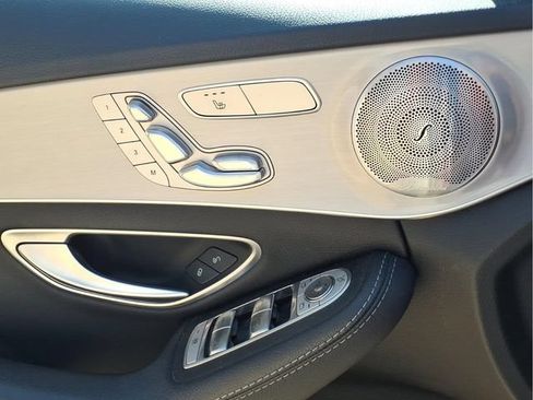 Used 2018 Mercedes-Benz C 300 4MATIC Sedan image 18