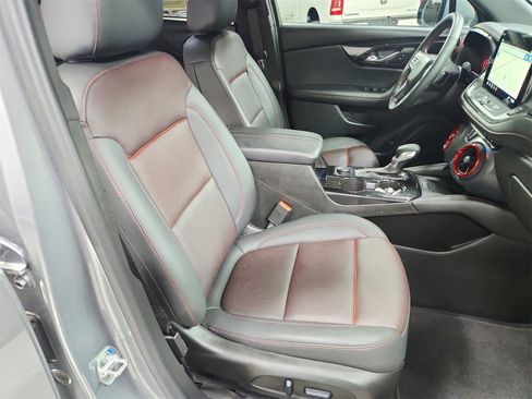 Used 2025 Chevrolet Blazer RS image 37