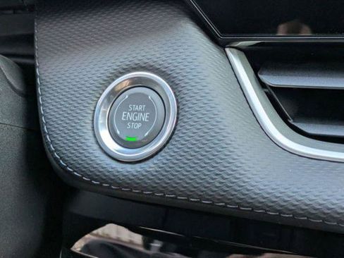 New 2026 Chevrolet Equinox LT image 20