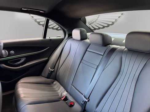 Used 2020 Mercedes-Benz E 350 Sedan image 13