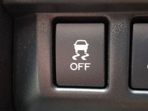 Used 2023 Subaru Crosstrek 2.0i Premium image 25