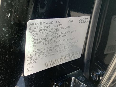 Used 2025 Audi Q5 Premium Plus w/ Premium Plus AWD/4WD image 37