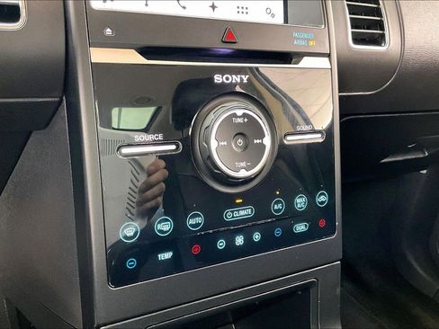 Used 2018 Ford Flex Limited w/ Equipment Group 301A FWD image 32